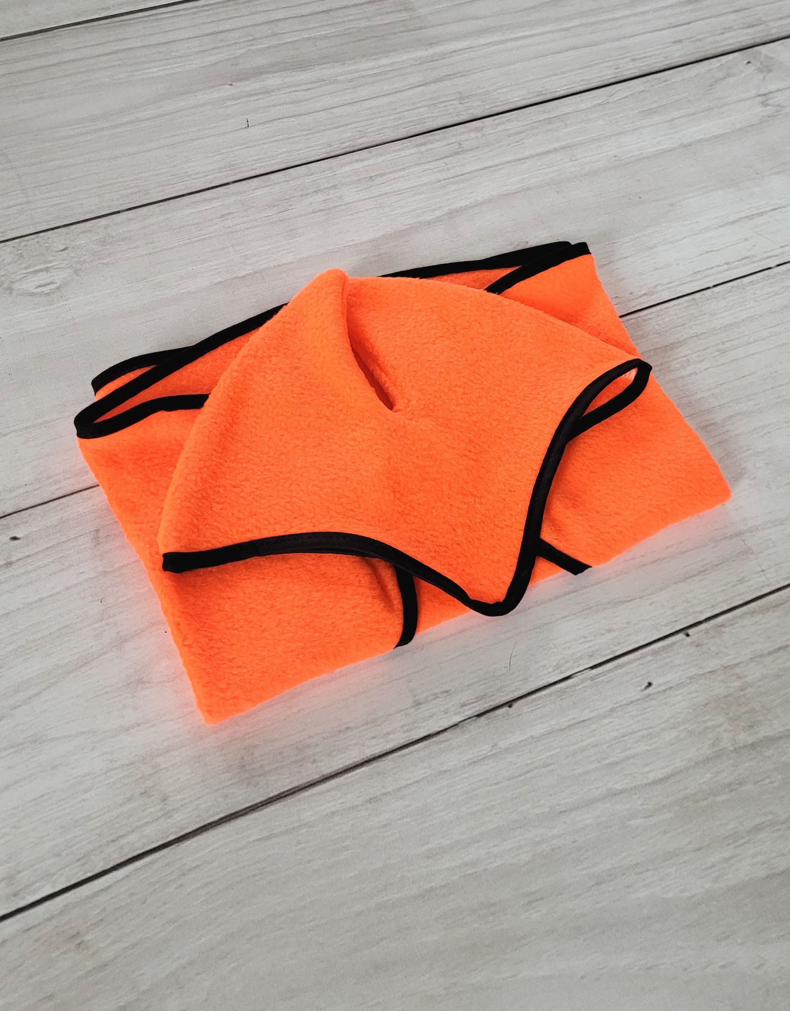 Zestaw dla Hobby Horse uniwersalny A4 i A5: polarowa derka + nauszniki – neon orange