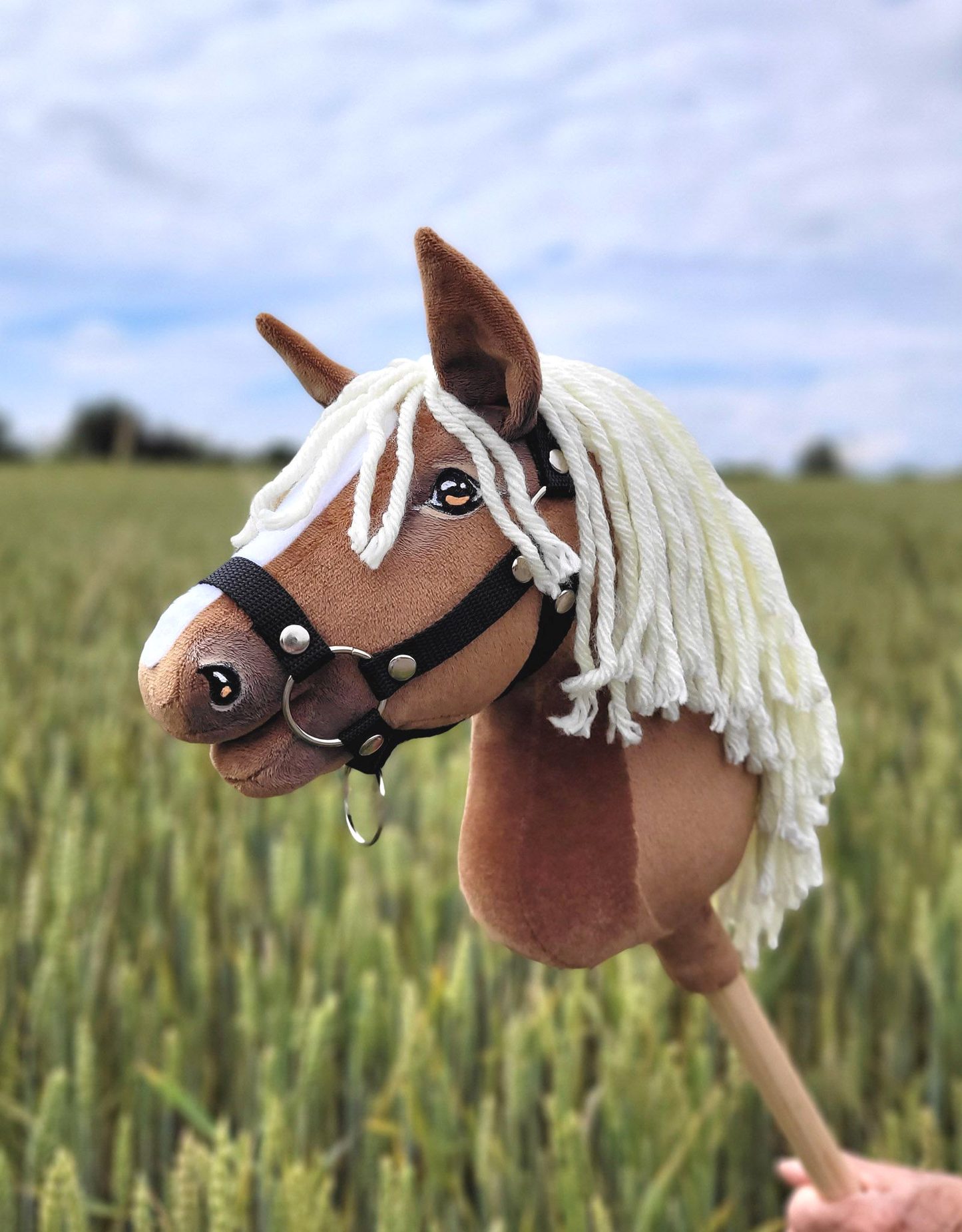 Hobby Horse Średni koń na kiju Premium jasny beżowy haflinger A4