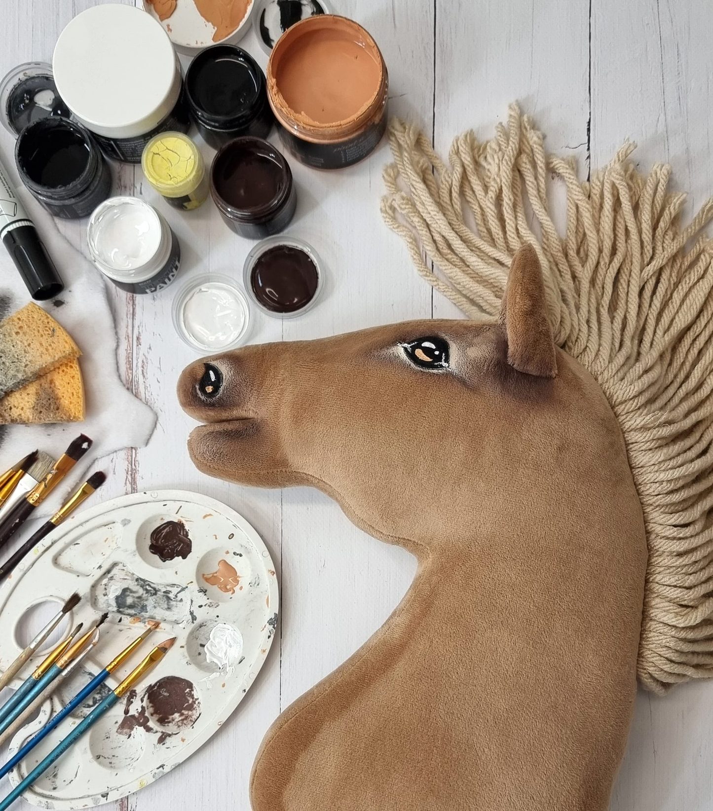 Hobby Horse Duży koń na kiju Premium - izabelowaty  A3