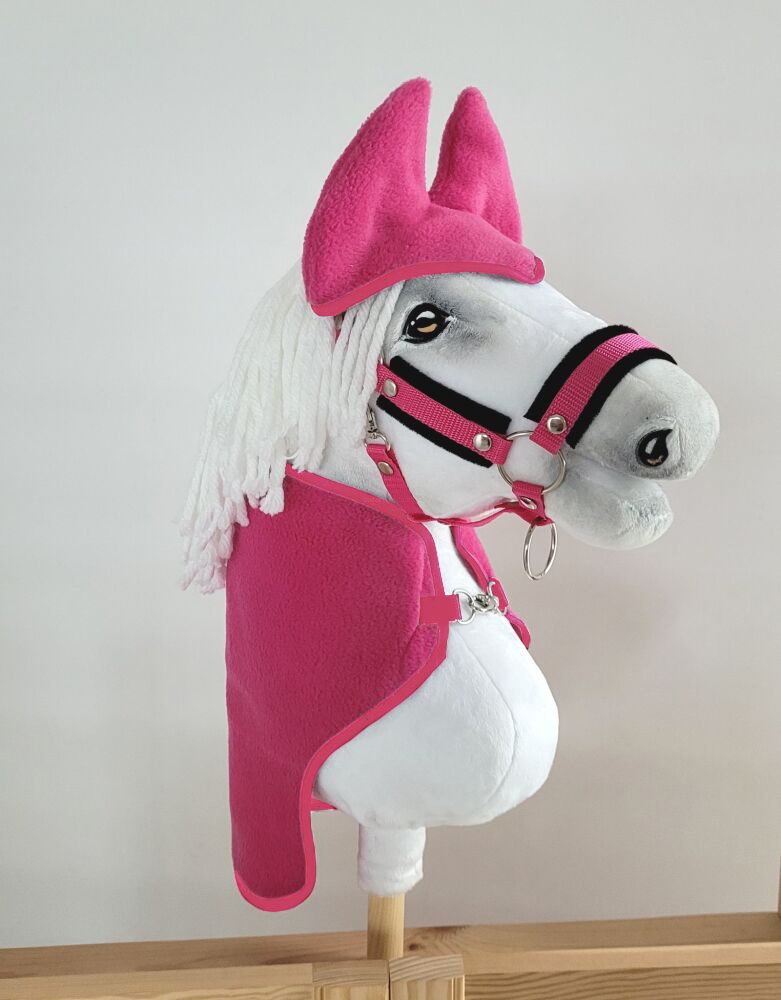 Zestaw dla Hobby Horse uniwersalny A4 i A5: polarowa derka + nauszniki – ciemny róż