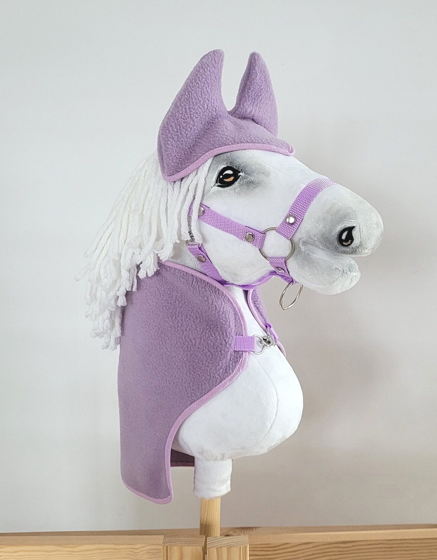 Zestaw dla Hobby Horse uniwersalny A4 i A5: polarowa derka + nauszniki – fioletowy