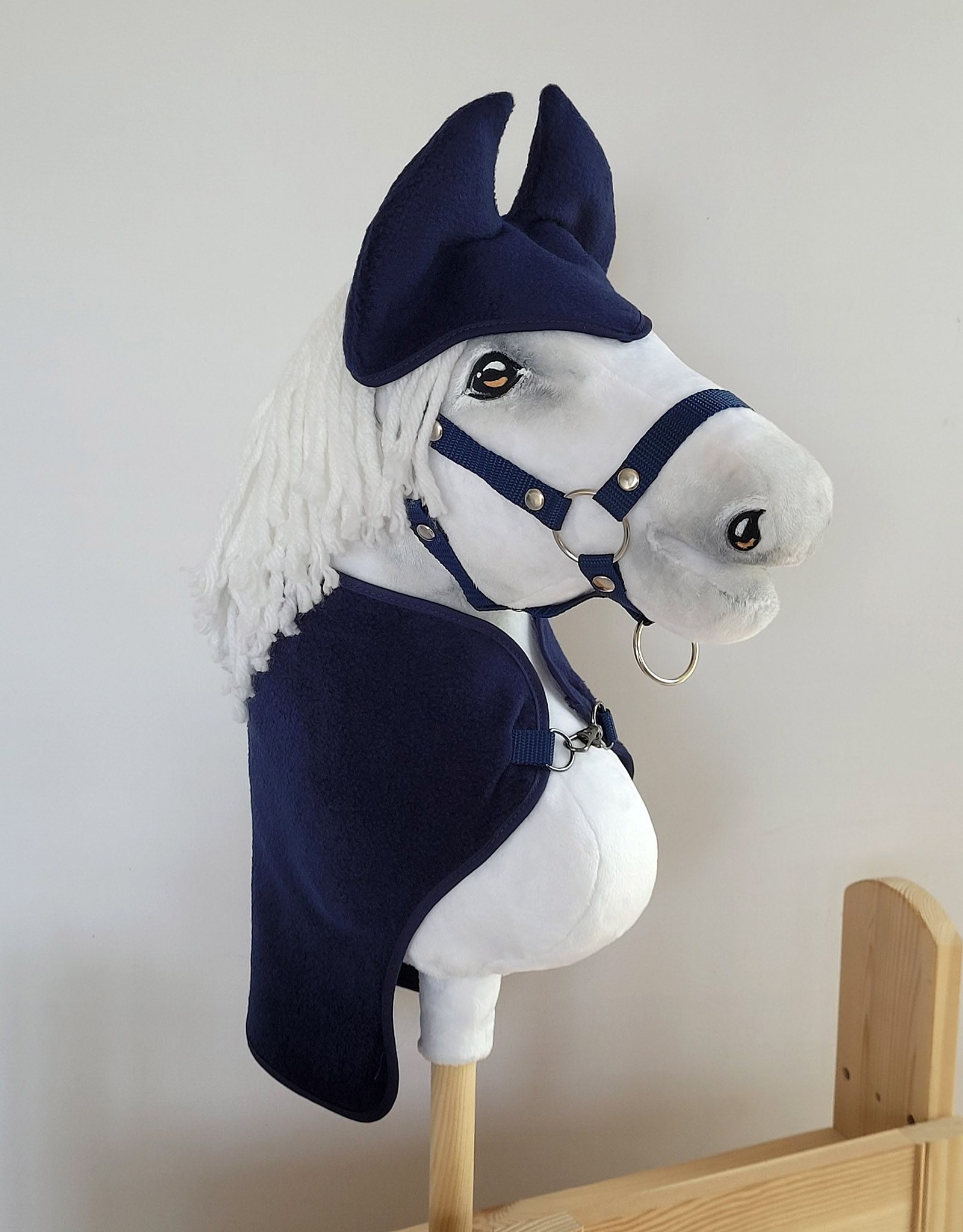 Zestaw dla Hobby Horse uniwersalny A4 i A5: polarowa derka + nauszniki – granatowy
