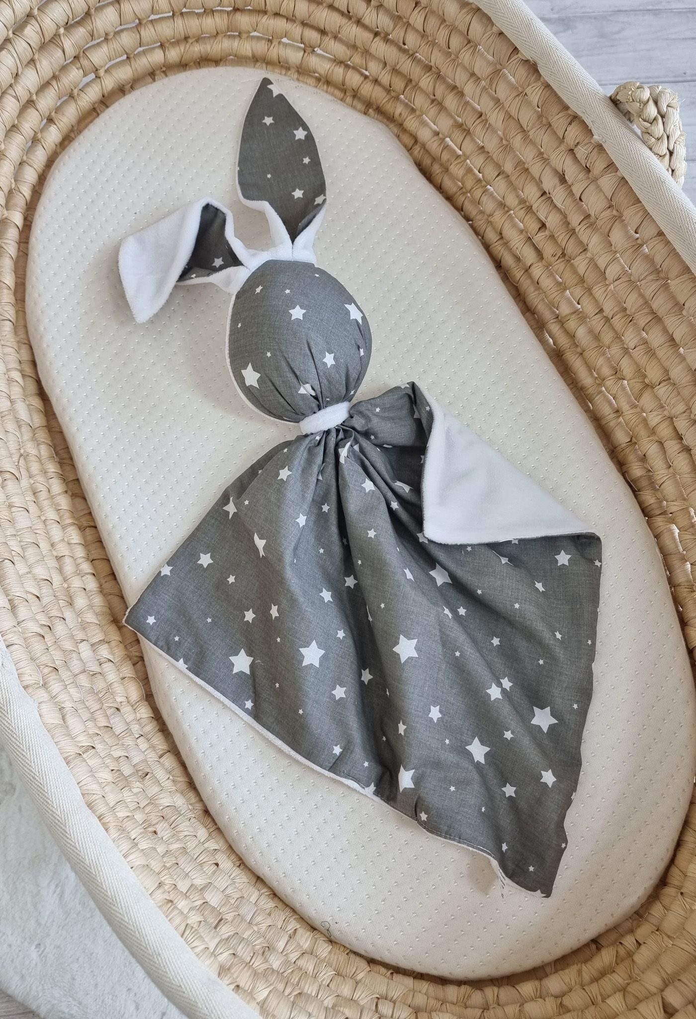 Zając przytulanka DOUDOU dwustronna bawełna i minky - Mini gwiazdki szare - biały