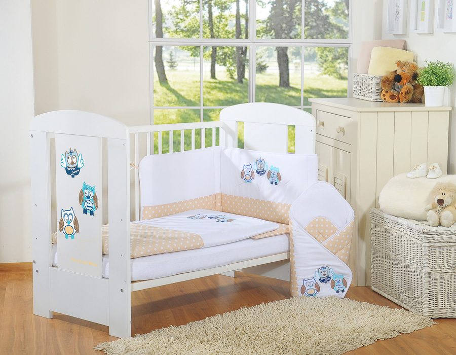 Komplet pościeli dla dzieci 135x100cm z ochraniaczem 3-cz Sówki szare z haftem szaro-różowym