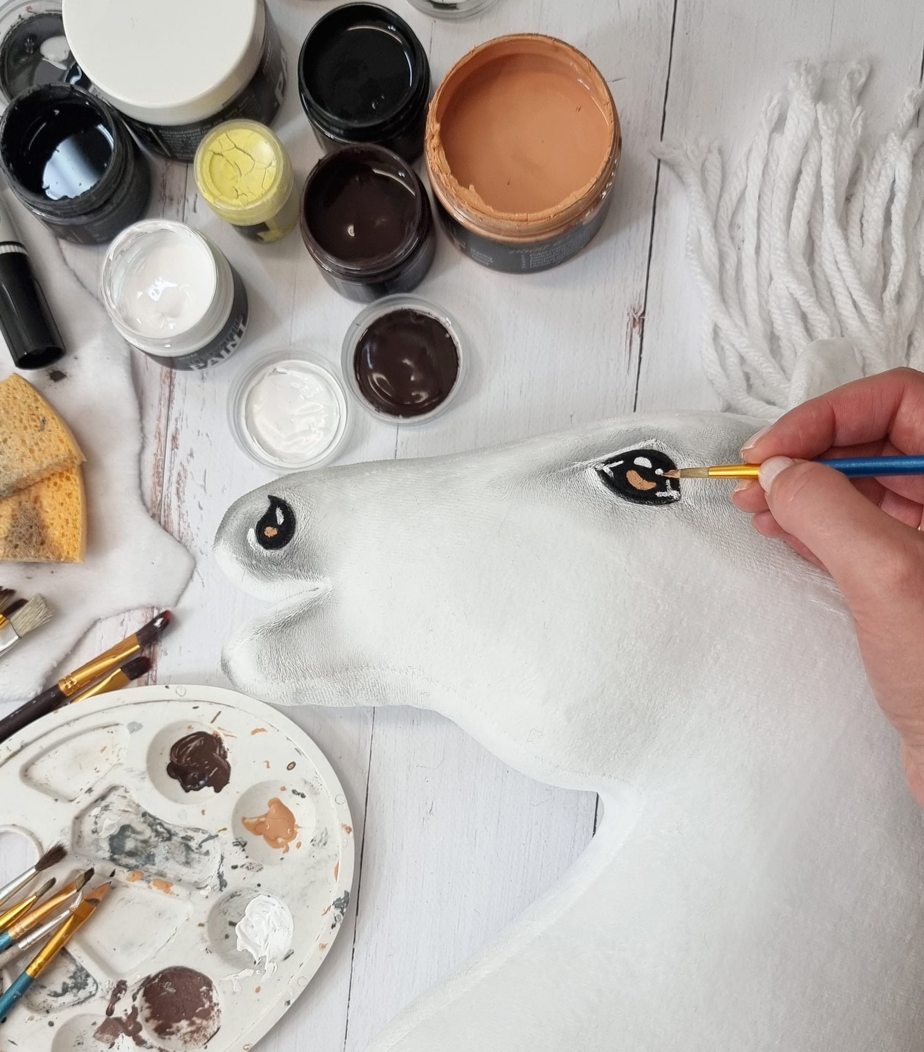 Hobby Horse Duży koń na kiju Premium - biały A3