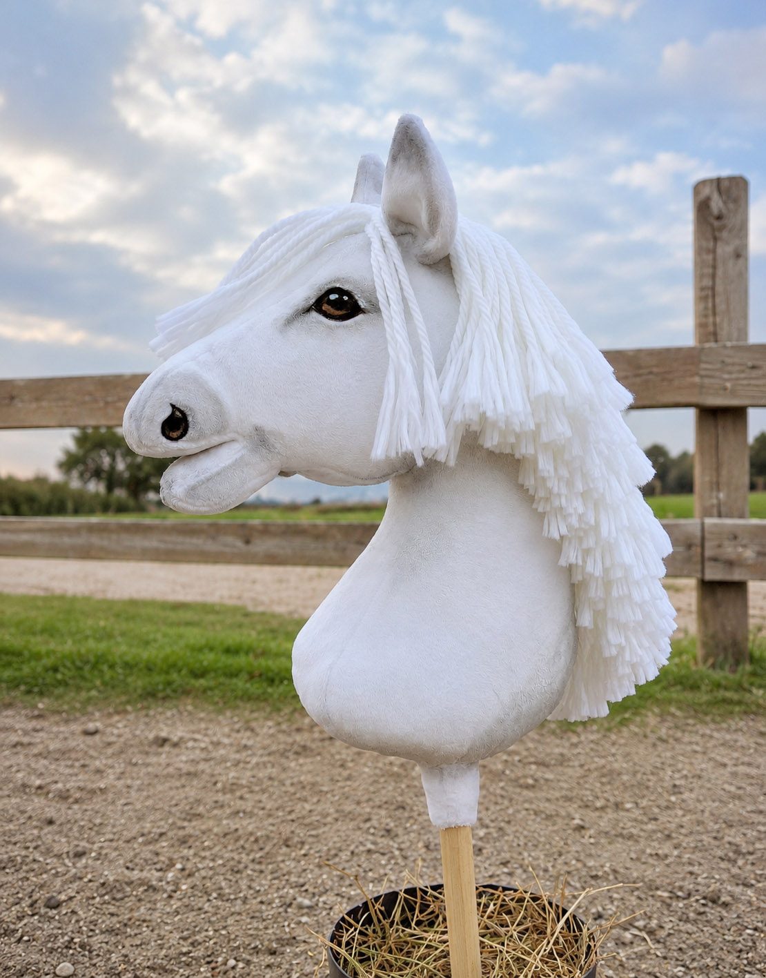 Hobby Horse Duży koń na kiju Premium - biały A3