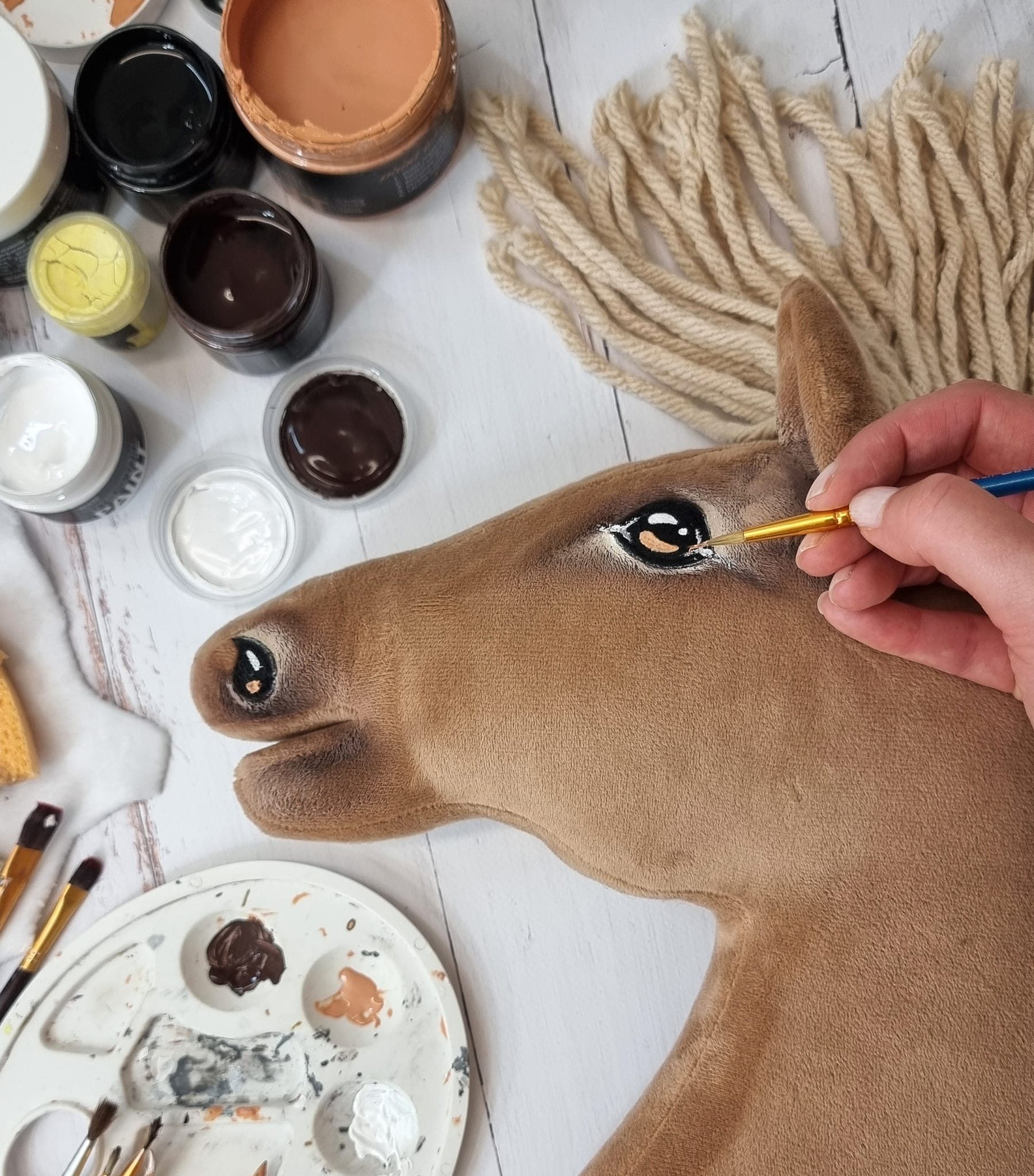 Hobby Horse Duży koń na kiju Premium - izabelowaty  A3